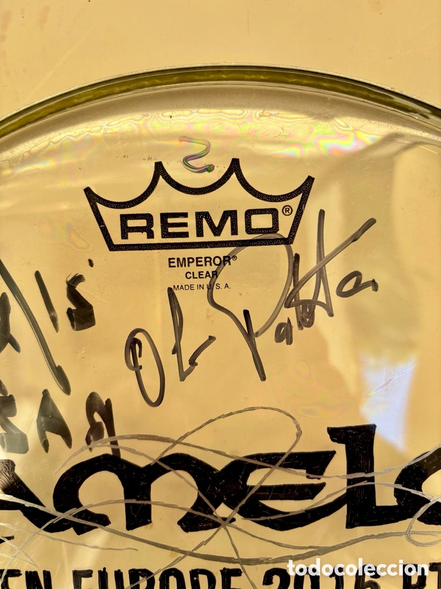 Aut&oacute;grafos antiguos de cantantes y m&uacute;sicos: Kamelot-Firmado Parche de Bateria - Foto 2