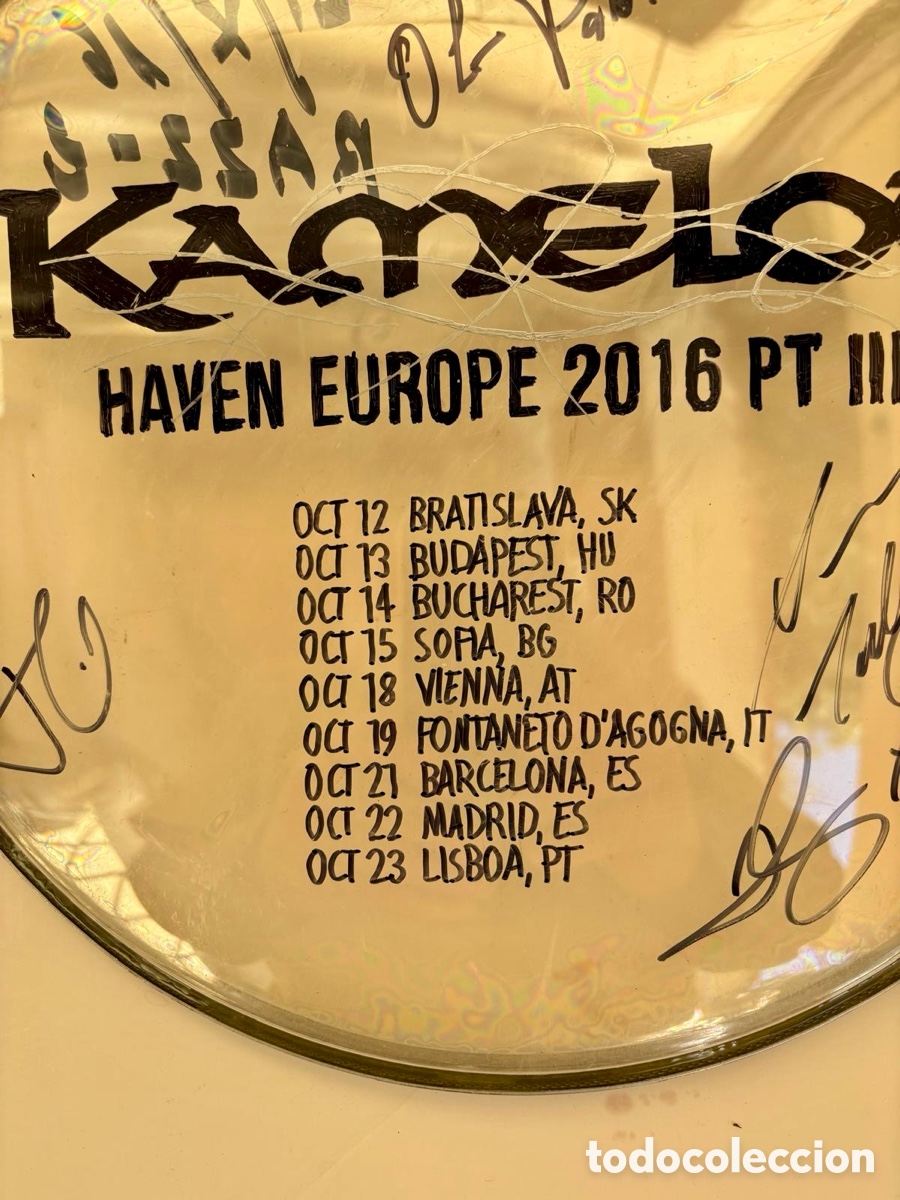 Aut&oacute;grafos antiguos de cantantes y m&uacute;sicos: Kamelot-Firmado Parche de Bateria - Foto 5
