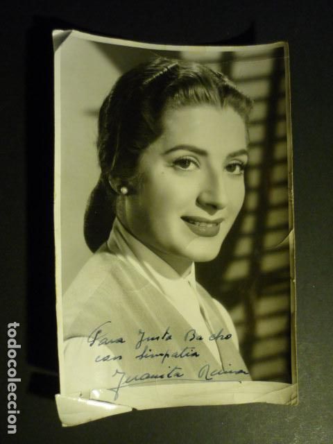 Aut&oacute;grafos Antiguos de Cantantes y M&uacute;sicos: JUANITA REINA CANTANTE FOTOGRAFIA CON FIRMA AUTOGRAFA 11 X 17 CM