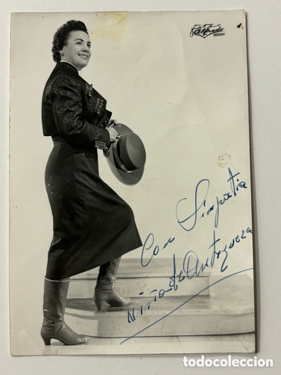 Aut&oacute;grafos Antiguos de Cantantes y M&uacute;sicos: Foto original con aut&oacute;grafo de la cantaora de flamenco la ni&ntilde;a de Antequera foto Alfredo Barcelona