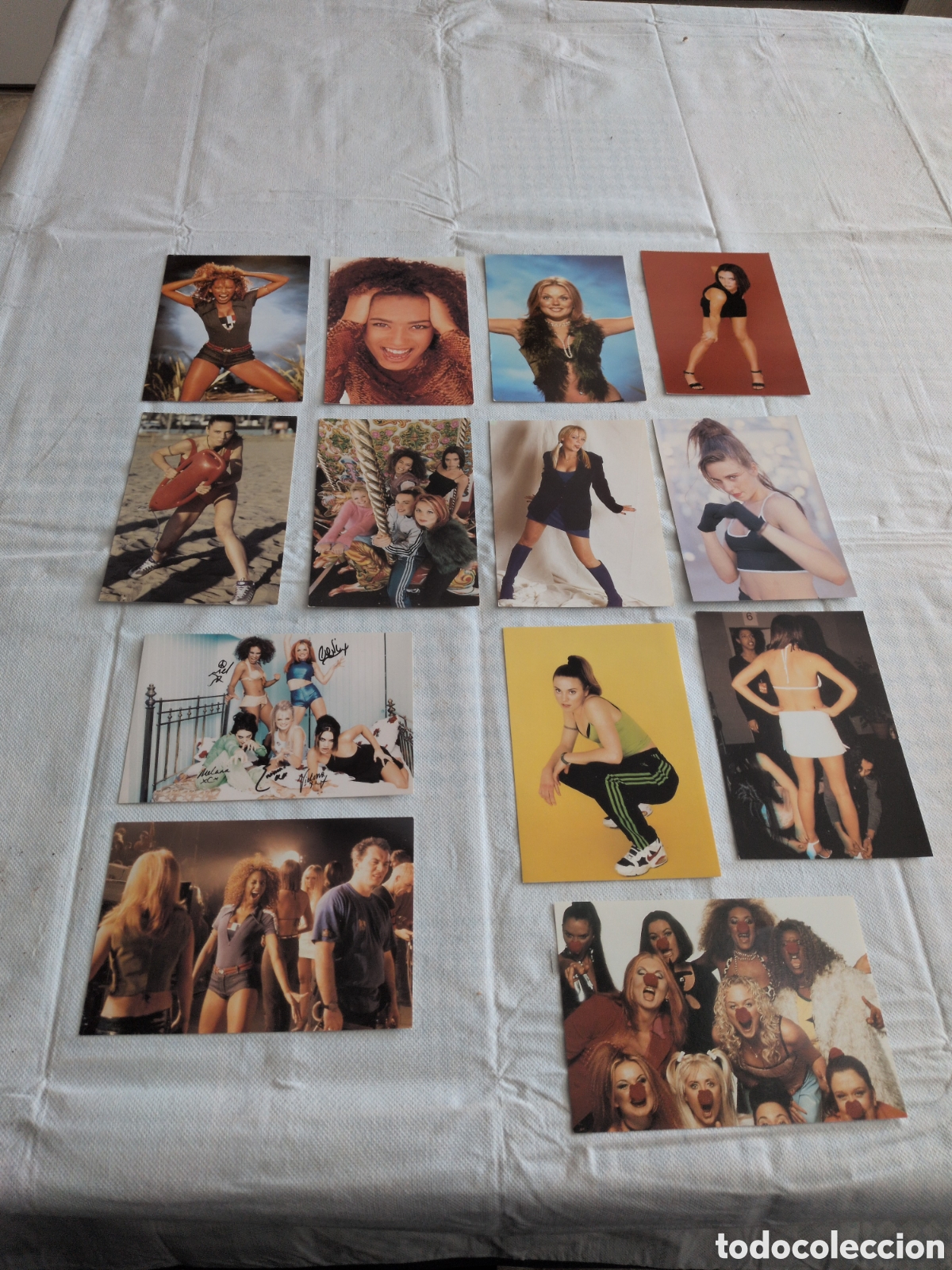 Autogramme von Musikern: COLECCION DE 13 FOTOS--SPICE GIRLS--ALGUNAS CON AUT&Oacute;GRAFOS -TAMA&Ntilde;O POSTAL