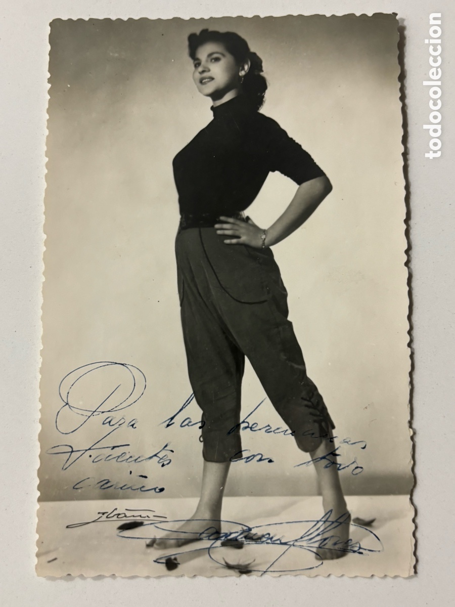 Aut&oacute;grafos Antiguos de Cantantes y M&uacute;sicos: Foto original con aut&oacute;grafo y dedicatoria de Carmen Flores M