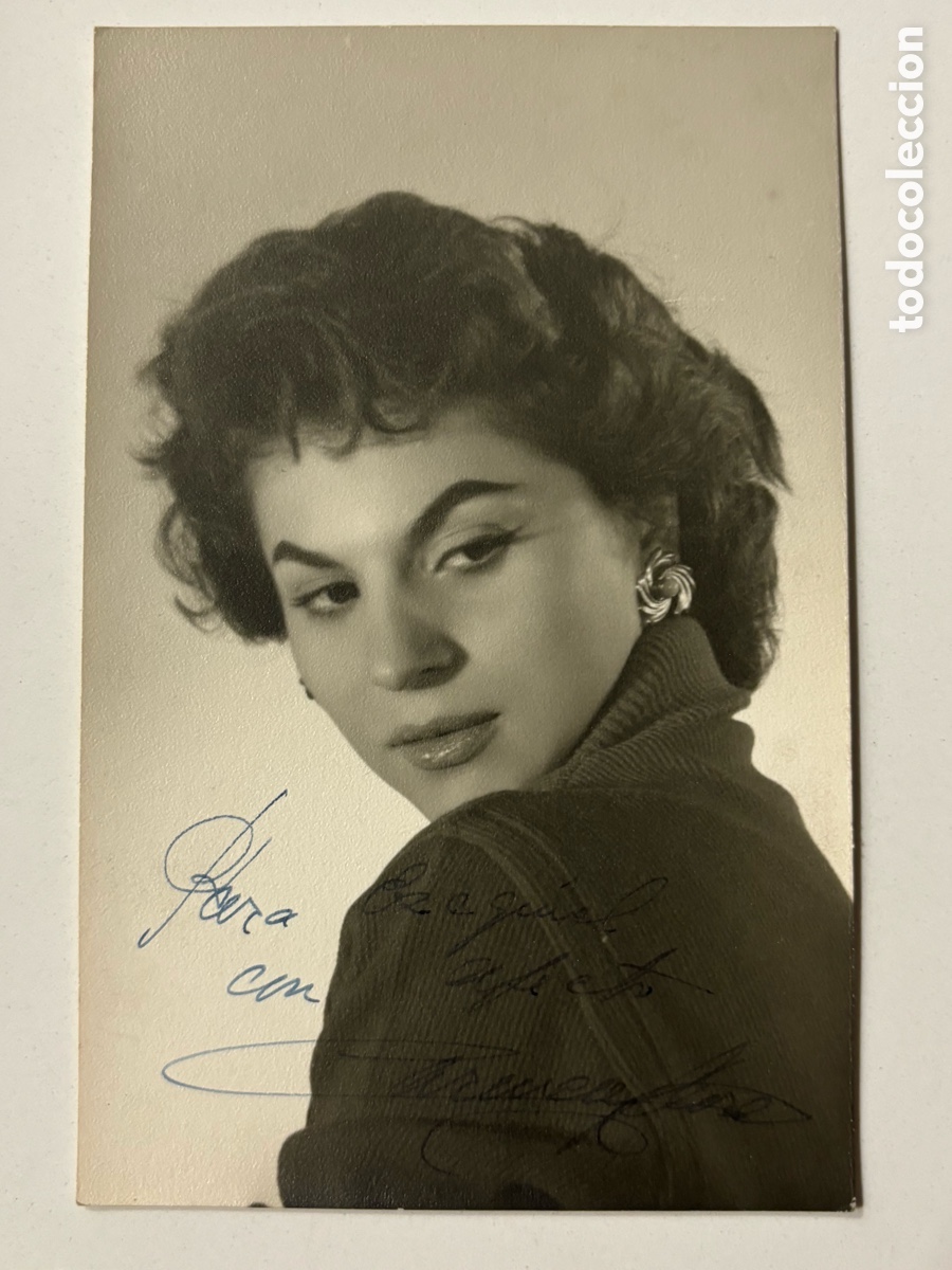 Aut&oacute;grafos Antiguos de Cantantes y M&uacute;sicos: Foto original con aut&oacute;grafo y dedicatoria de Carmen Flores M