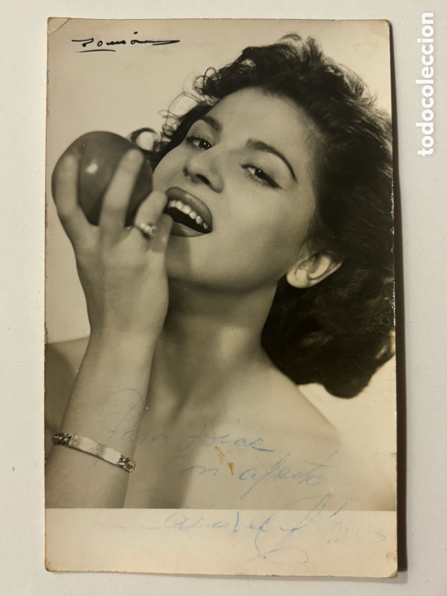 Aut&oacute;grafos Antiguos de Cantantes y M&uacute;sicos: Foto original con aut&oacute;grafo y dedicatoria de Carmen Flores foto Rom&aacute;n Barcelona M