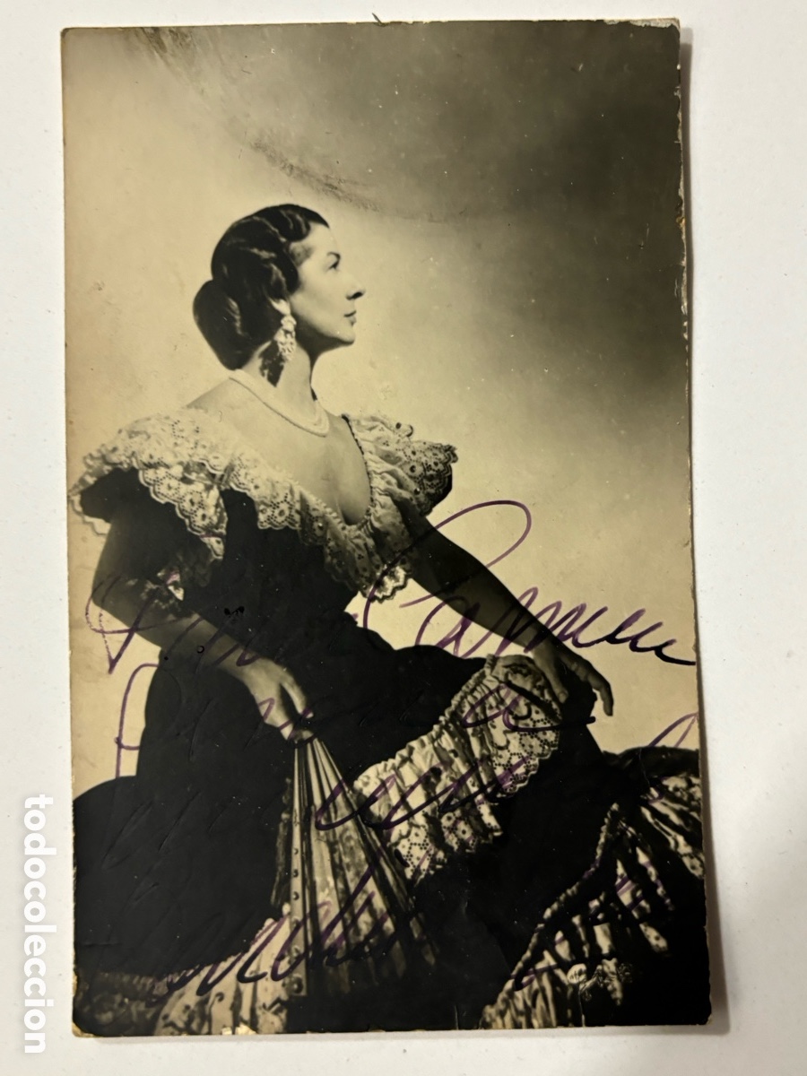 Aut&oacute;grafos Antiguos de Cantantes y M&uacute;sicos: Foto original con aut&oacute;grafo de concha Piquer M