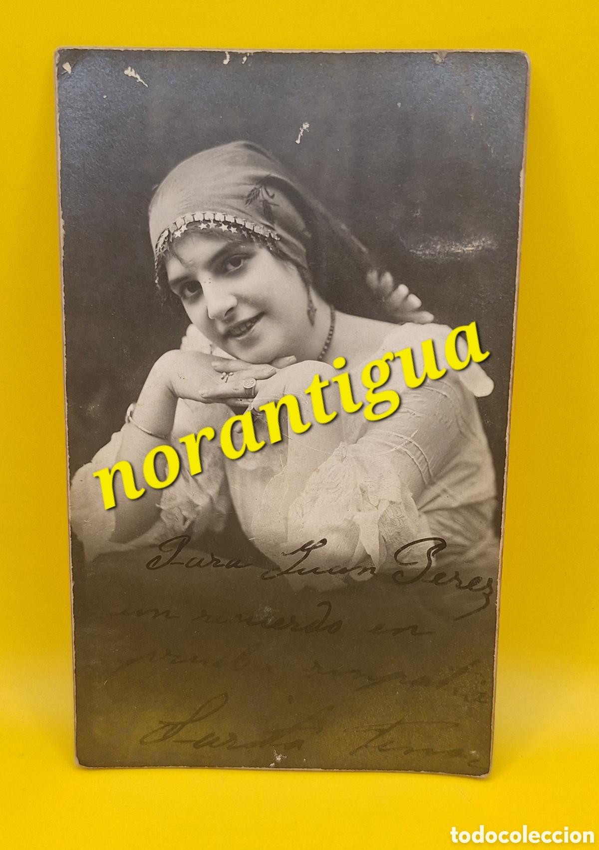 Autographes de Musique : Fotograf&iacute;a Firmada por Sara Fenor - Sarita Fenor -