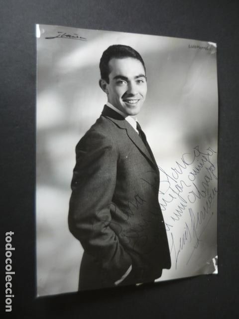 Aut&oacute;grafos Antiguos de Cantantes y M&uacute;sicos: LUIS HERNAN CANTANTE FOTOGRAFIA CON FIRMA AUTOGRAFO 17,5 X 23 CM