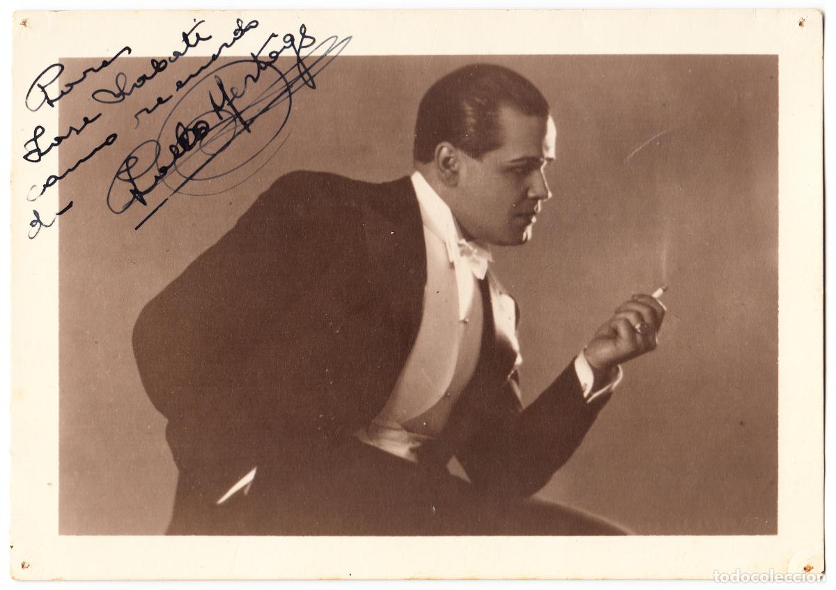 Aut&oacute;grafos Antiguos de Cantantes y M&uacute;sicos: Pablo Hertogs fumando - Aut&oacute;grafo Foto Numen (Barcelona) - Bar&iacute;tono Bajo Zarzuela Teatro