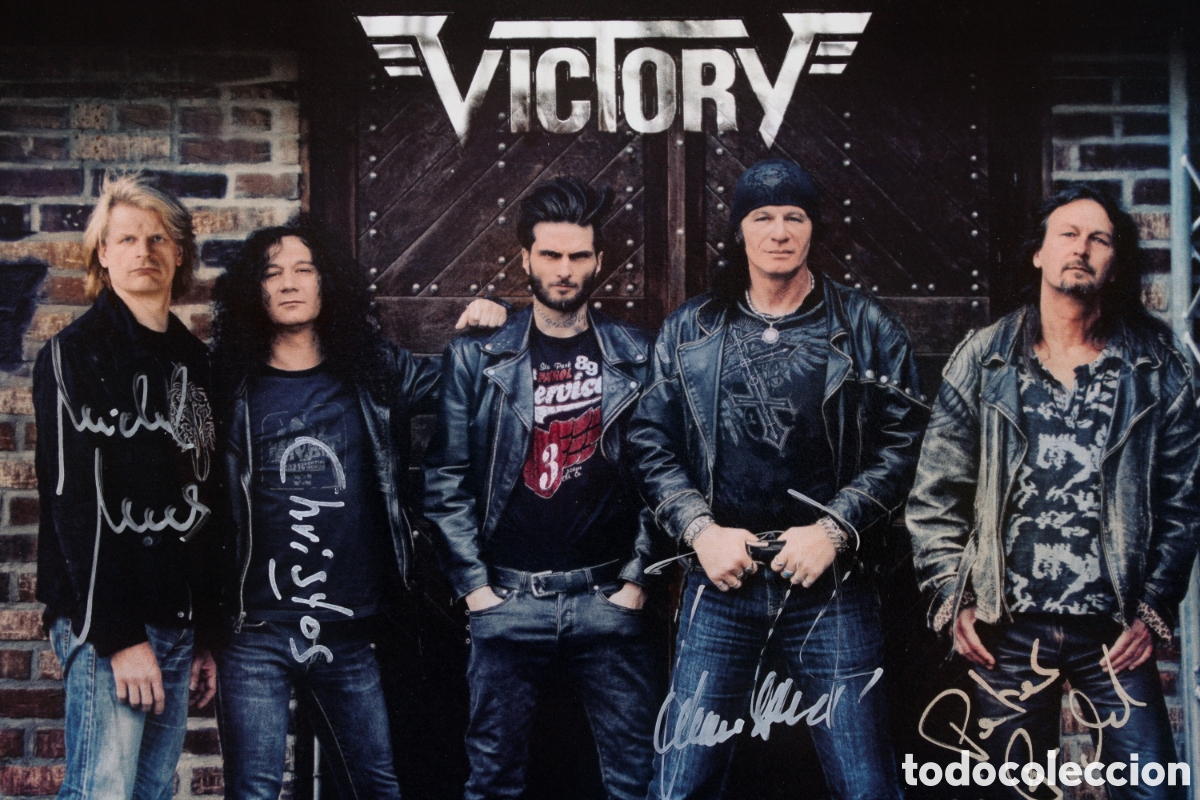 Aut&oacute;grafos Antiguos de Cantantes y M&uacute;sicos: Autografo Banda Victory &ndash; Original Firmada
