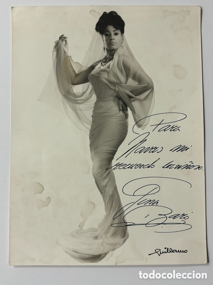 Music Autographs: Foto original con aut&oacute;grafo de la vedette Gina Baro foto Guillermo Zaragoza L