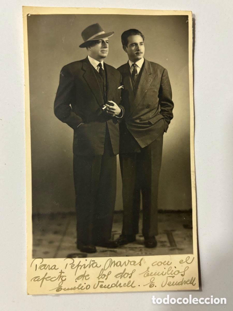 Aut&oacute;grafos Antiguos de Cantantes y M&uacute;sicos: Foto original con aut&oacute;grafo del tenor Emilio Vendrell y su hijo L