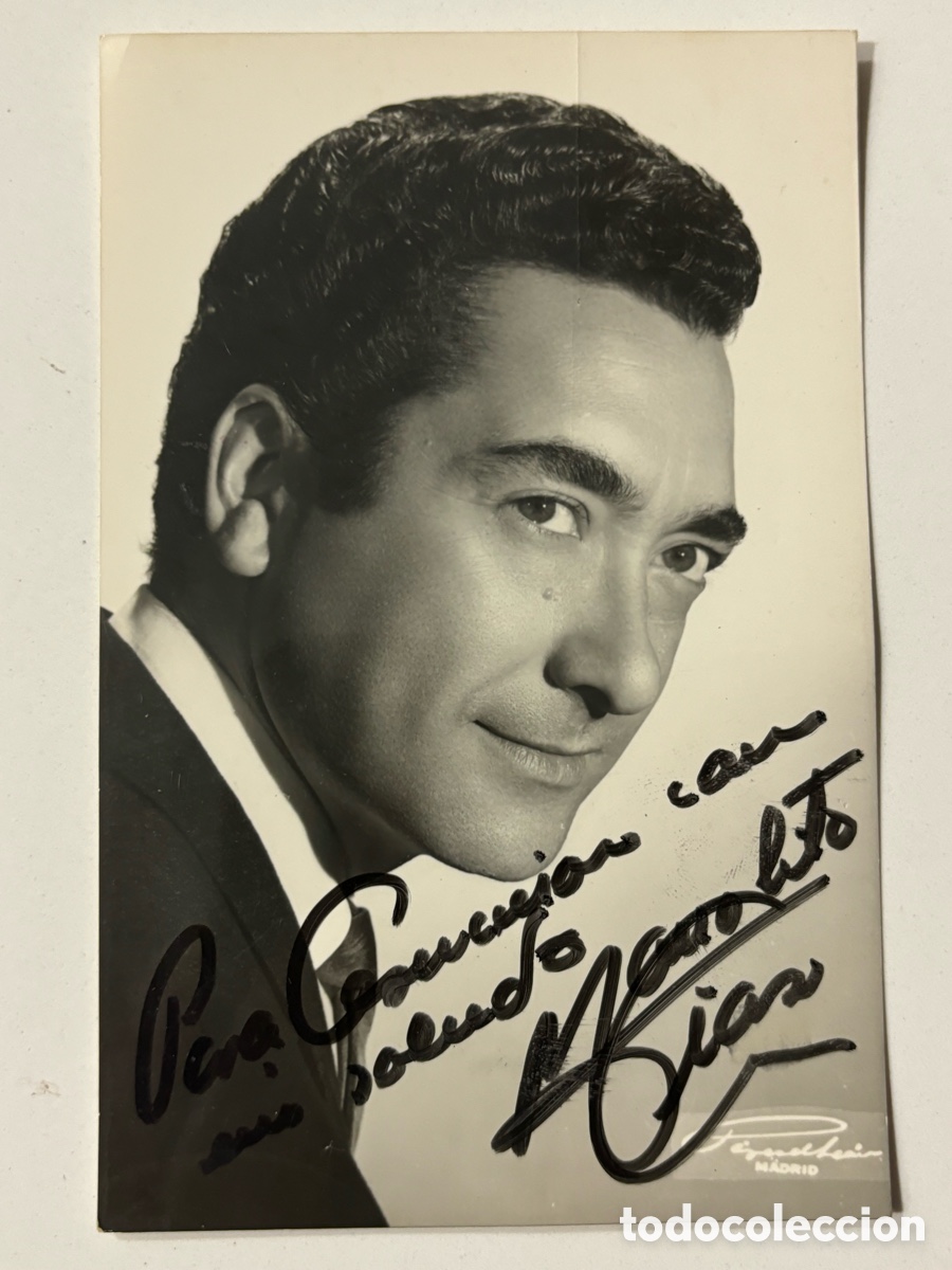 Autografi di Musica : Foto original con aut&oacute;grafo de Manolito D&iacute;az foto P&eacute;rez de leon Madrid L