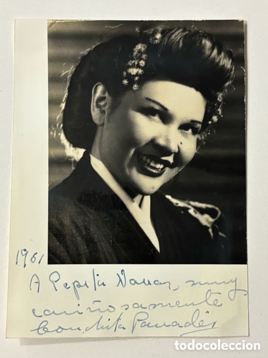 Autografi di Musica : Foto original con aut&oacute;grafo de la cantante y soprano Conchita Panades L