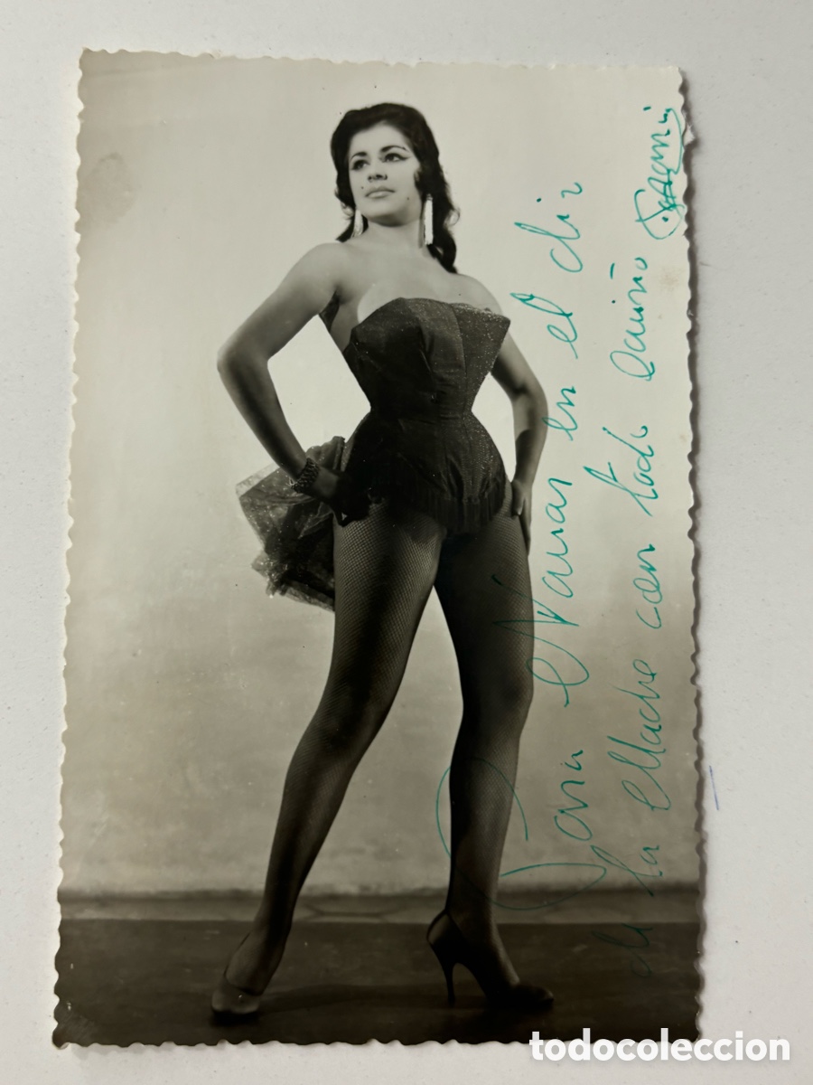 Aut&oacute;grafos Antiguos de Cantantes y M&uacute;sicos: Foto original con aut&oacute;grafo de la vedette Mari Francia foto Alfredo Barcelona L