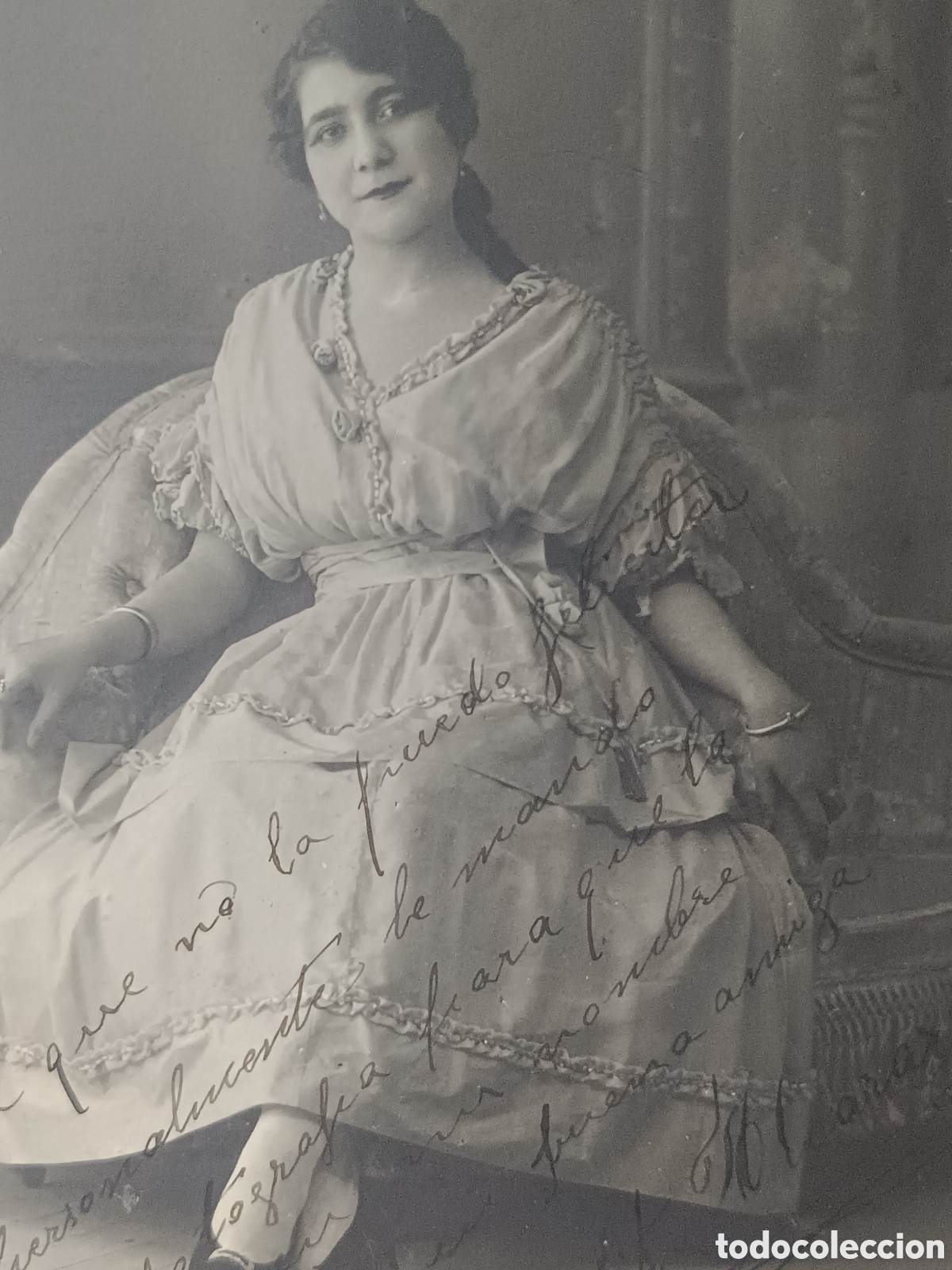 Aut&oacute;grafos Antiguos de Cantantes y M&uacute;sicos: FOTOGRAF&Iacute;A CON AUT&Oacute;GRAFO Y FIRMA DE LA TIPLE DE ZARZUELA LOLITA ALCARAZ