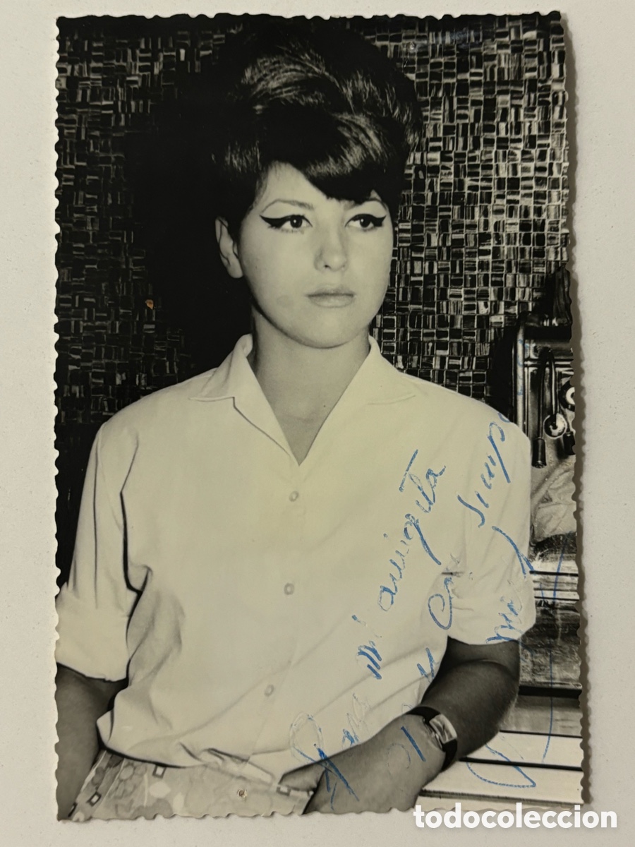 Aut&oacute;grafos antiguos de cantantes y m&uacute;sicos: Foto original con aut&oacute;grafo de la vedette Mari Nieves L