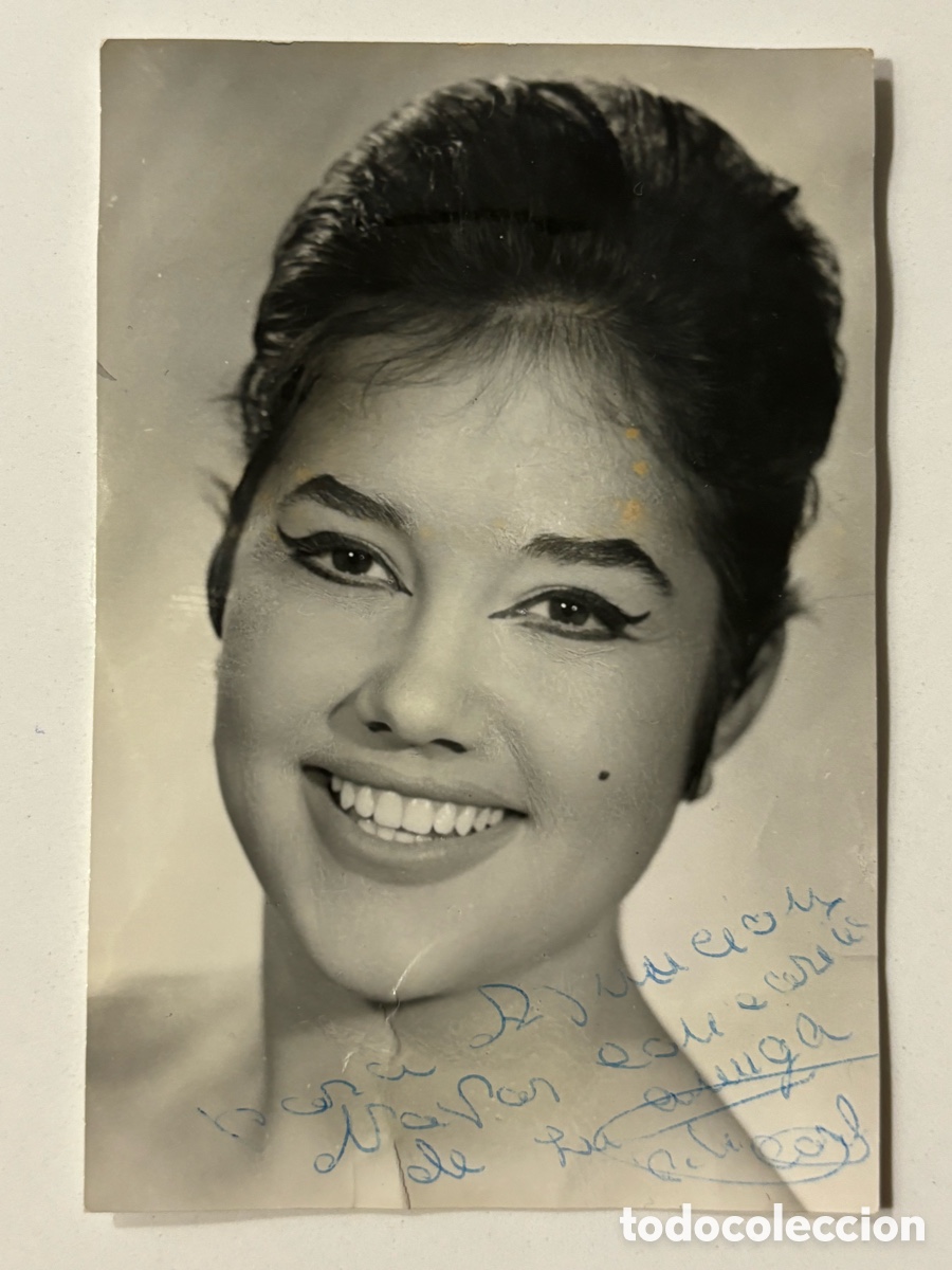 Aut&oacute;grafos antiguos de cantantes y m&uacute;sicos: Foto original con aut&oacute;grafo de la vedette Pili Cardo foto Alfredo Barcelona L