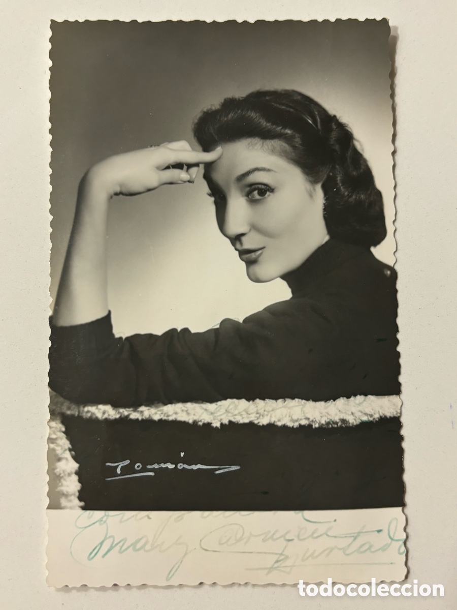 Aut&oacute;grafos antiguos de cantantes y m&uacute;sicos: Foto original con aut&oacute;grafo de la vedette Mary Carmen Hurtado L