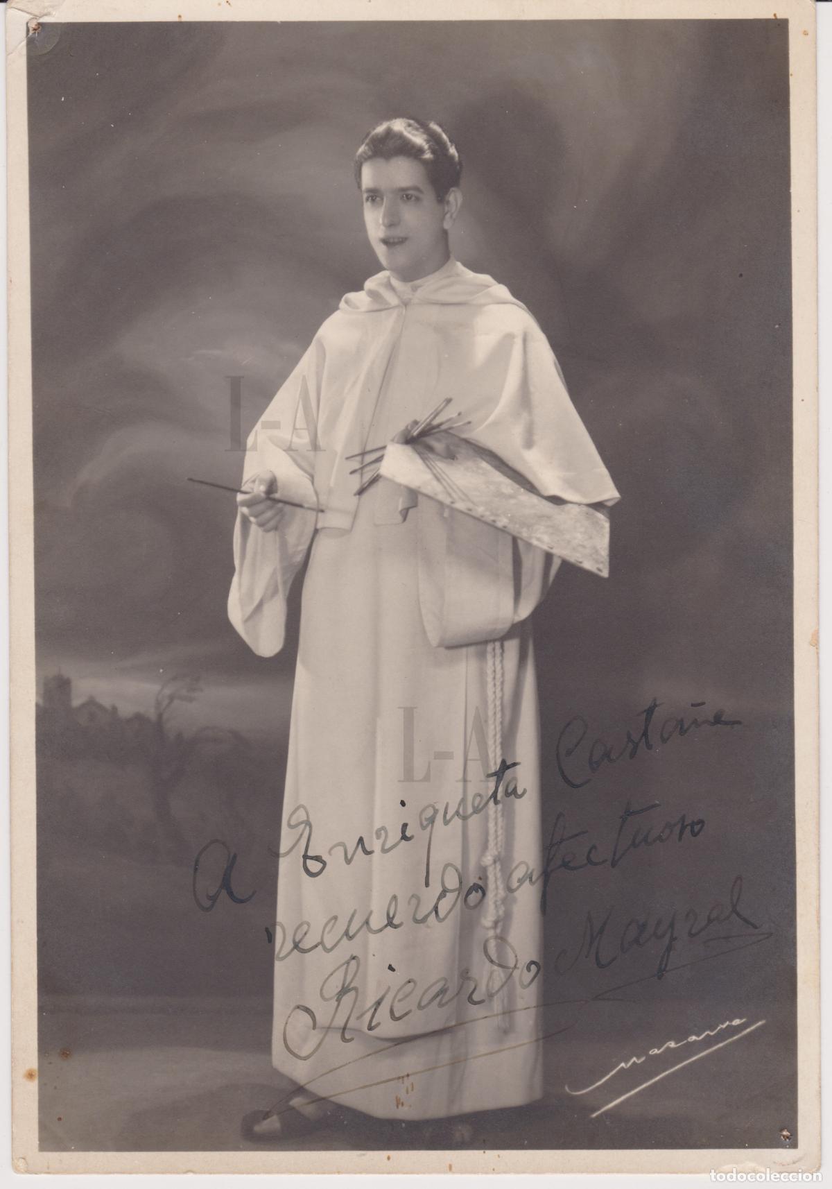 Autogramme von Musikern: Tenor Ricardo Mayral caracterizado como protagonista de la zarzuela &rdquo;La Dolorosa&rdquo;. Aut&oacute;grafo