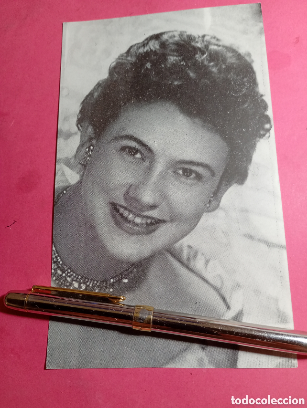 Aut&oacute;grafos antiguos de cantantes y m&uacute;sicos: MIMI COERTSE GRAN TEATRO DEL LICEO FOTO DEDICADA DE PU&Ntilde;O Y LETRA FEBRERO 1961 FOTO RECORTADA FOLLETO