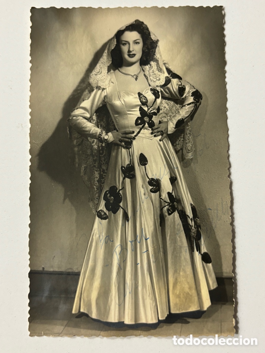 Aut&oacute;grafos antiguos de cantantes y m&uacute;sicos: Foto original con aut&oacute;grafo de vedette foto Rom&aacute;n Barcelona