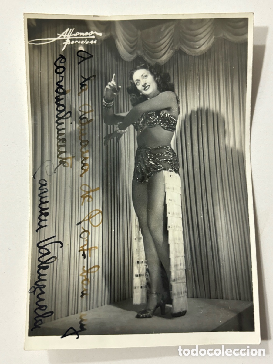 Aut&oacute;grafos antiguos de cantantes y m&uacute;sicos: Foto original con aut&oacute;grafo de la vedette Carmen Valenzuela foto Alfonso Barcelona