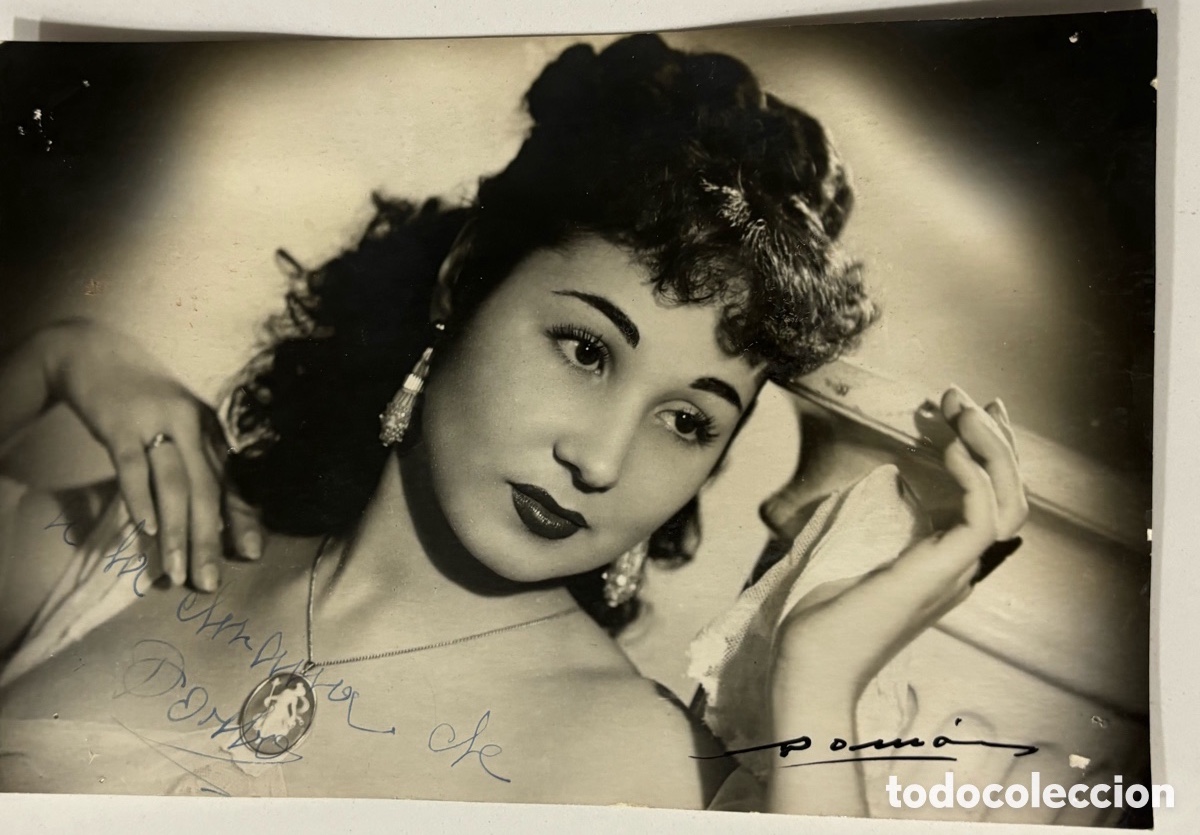 Aut&oacute;grafos antiguos de cantantes y m&uacute;sicos: Foto original con aut&oacute;grafo de vedette foto Rom&aacute;n Barcelona