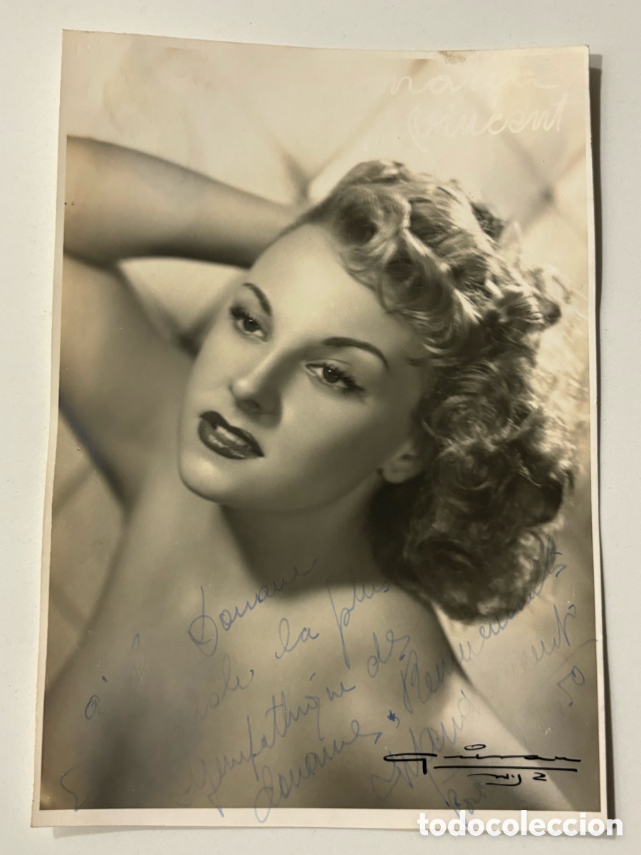 Aut&oacute;grafos antiguos de cantantes y m&uacute;sicos: Foto original con aut&oacute;grafo de vedette foto Guirau Barcelona
