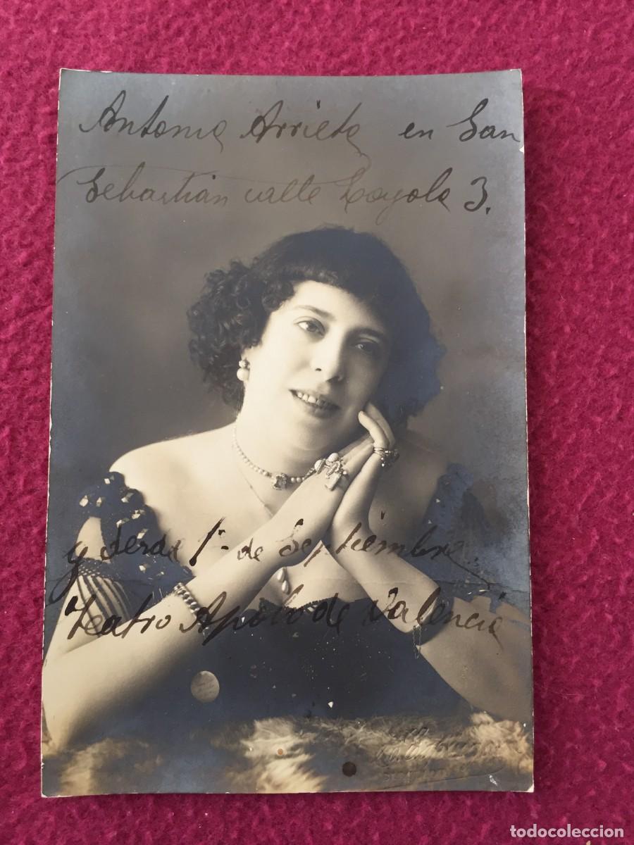 Aut&oacute;grafos antiguos de cantantes y m&uacute;sicos: FOTO FOTOGRAFIA DE LA TIPLE DE ZARZUELA ANTONIA ARRIETA CON AUTOGRAFO Y DESCRIPCION DE ACTUACIONES