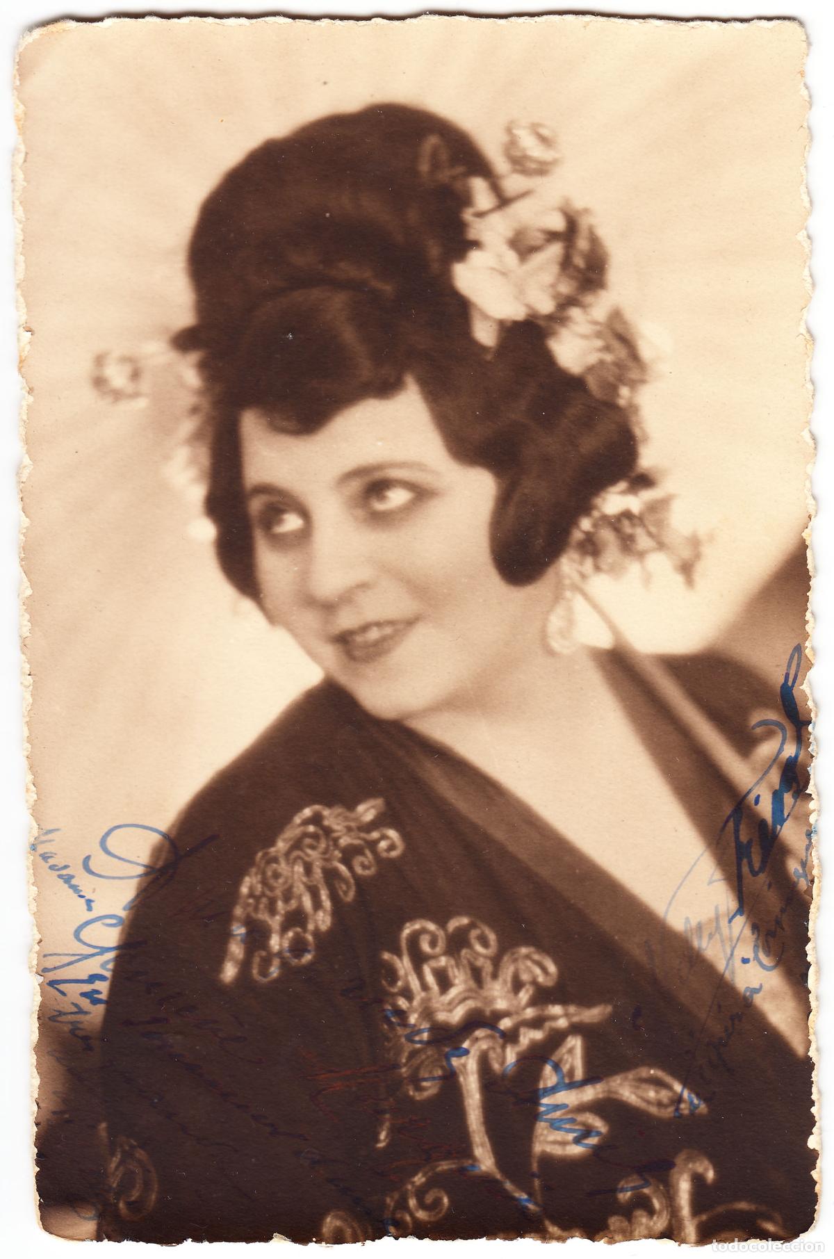 Aut&oacute;grafos antiguos de cantantes y m&uacute;sicos: Nelly Freval en &laquo;Madama Butterfly&raquo; Puccini Op&eacute;ra Comique Par&iacute;s h. 1922 1923 Aut&oacute;grafo Soprano