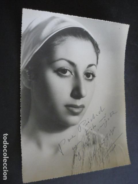 Aut&oacute;grafos antiguos de cantantes y m&uacute;sicos: LUISA ORTEGA CANTANTE HIJA DE MANOLO CARACOL ANTIGUA FOTOGRAFIA CON FIRMA AUTOGRAFA 18 X 24 CM