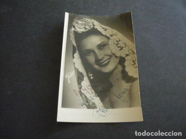 Aut&oacute;grafos antiguos de cantantes y m&uacute;sicos: PACITA TOMAS CANTANTE ANTIGUA FOTOGRAFIA CON FIRMA AUTOGRAFA 9 X 13 CM