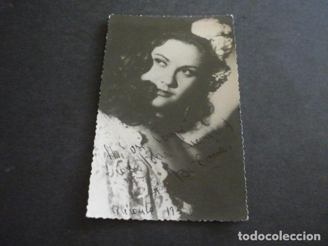 Aut&oacute;grafos antiguos de cantantes y m&uacute;sicos: PACITA TOMAS CANTANTE ANTIGUA FOTOGRAFIA CON FIRMA AUTOGRAFA 9 X 14 CM