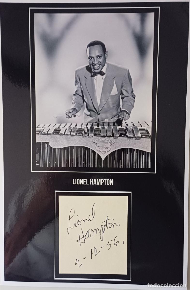 Aut&oacute;grafos antiguos de cantantes y m&uacute;sicos: FOTOGRAFIA CON AUT&Oacute;GRAFO ORIGINAL DEL VIBRAFONISTA Y PIANISTA DEL JAZZ, LIONEL HAMPTON ( A&Ntilde;O 1956 )