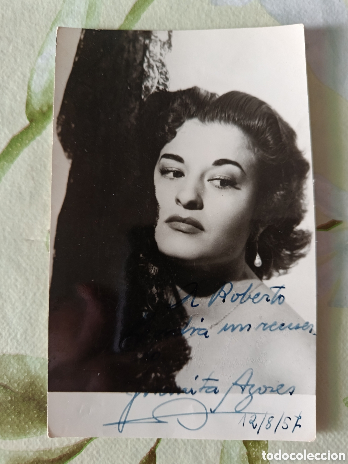 Autogramme von Musikern: Juanita Azores fotograf&iacute;a de la actriz cantante autografiada.