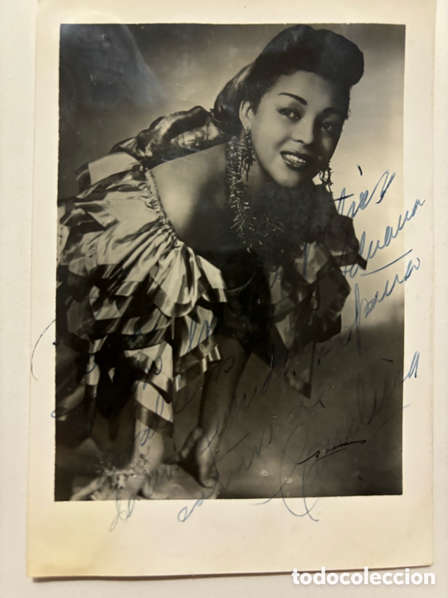 Autographes de Musique : Foto original con aut&oacute;grafo de vedette cubana