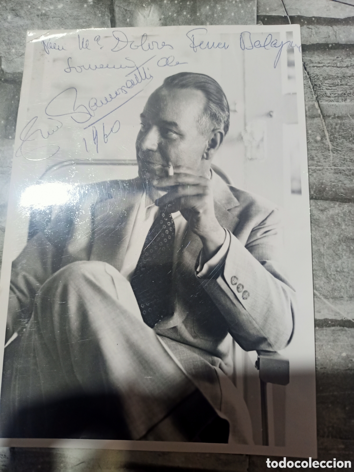 Autogramme von Musikern: Fotograf&iacute;a Original Firmada y Dedicada por Zino Francescatti (Violinista) - Fechada en 1960