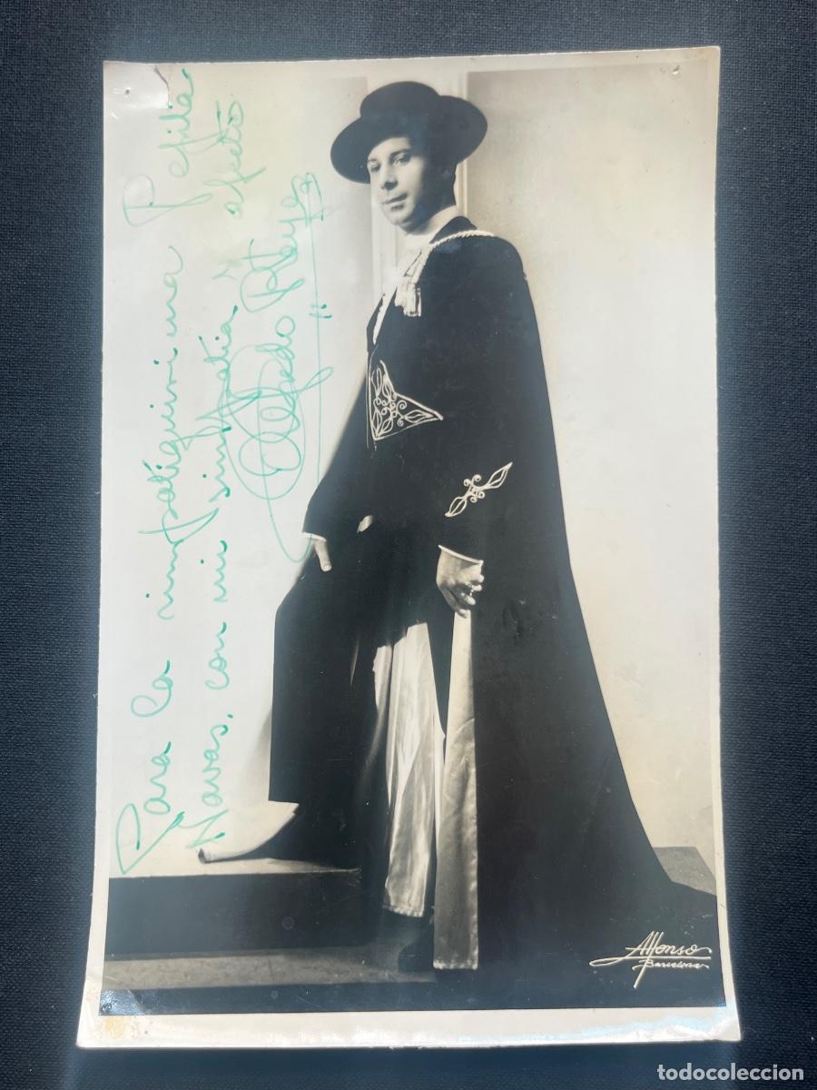 Aut&oacute;grafos antiguos de cantantes y m&uacute;sicos: FOTOGRAF&Iacute;A DEL CANTANTE ALFREDO REYES. AUT&Oacute;GRAFO