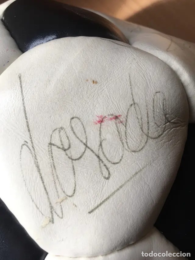 Coleccionismo deportivo: Bal&oacute;n firmado Quinta del Buitre - Foto 3