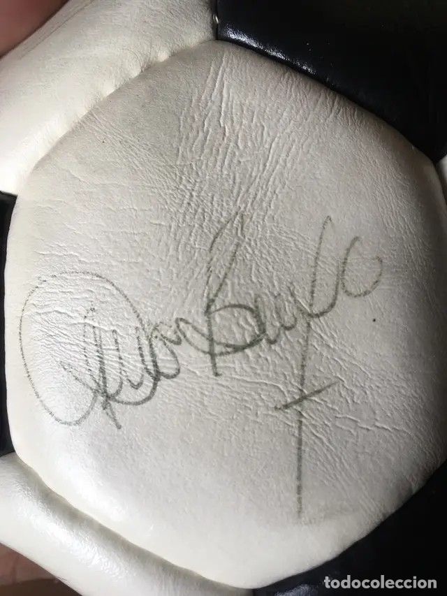 Coleccionismo deportivo: Bal&oacute;n firmado Quinta del Buitre - Foto 4