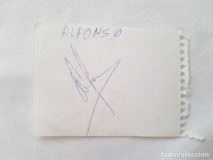Sports collectibles: Aut&oacute;grafo original en papel ALFONSO (Real Madrid, Real Betis, Barcelona,...)