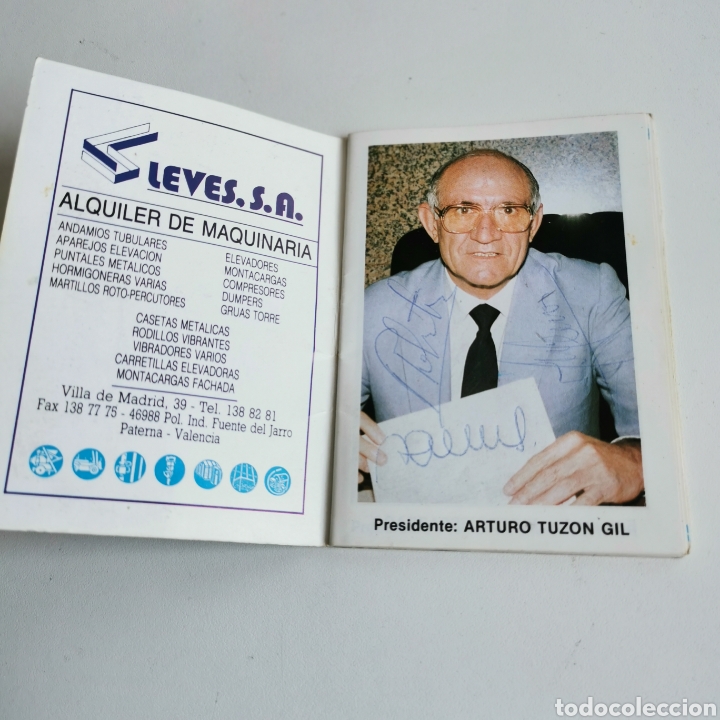 Coleccionismo deportivo: Libreto Plantilla Jugadores Valencia Club de Fútbol Temporada 1989-90 Firmada por varios jugadores - Foto 2 - 212082840