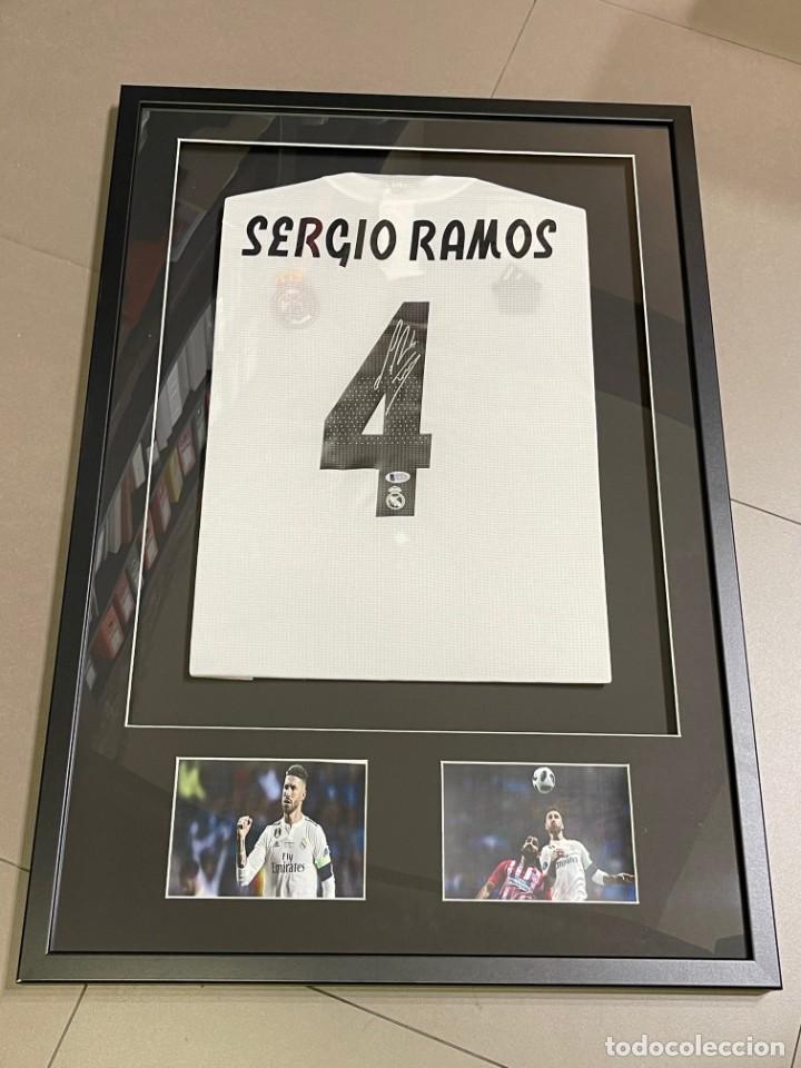 Coleccionismo deportivo: CAMISETA - REAL MADRID - SERGIO RAMOS - FIRMADA