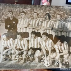 Coleccionismo deportivo: ANTIGUA FOTO FUTBOL ATLETIC DE BILBAO - MEDIDA 24X18 CM. Lote 391191779