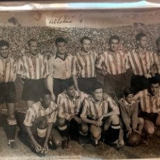 Coleccionismo deportivo: FOTOGRAFÍA ORIGINAL ATLETICO DE MADRID 24 OCT 1948 AUTOGRAFIADA LOS 11 JUGADORES. JJ. Lote 396089644