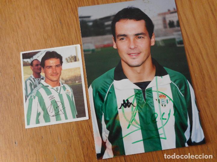 Sports collectibles: ANTIGUA FOTOGRAFIA FIRMADA Y CROMO. ALEXIS JUGADOR REAL BETIS BALOMPIE A&Ntilde;OS 90