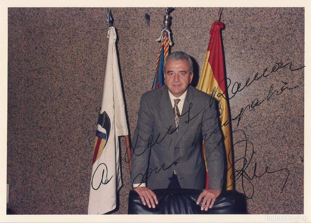 Coleccionismo deportivo: Francisco Roig. Fotograf&iacute;a firmada y dedicada. Presidente Valencia C. F. F&uacute;tbol. (1994-1997). 1996.