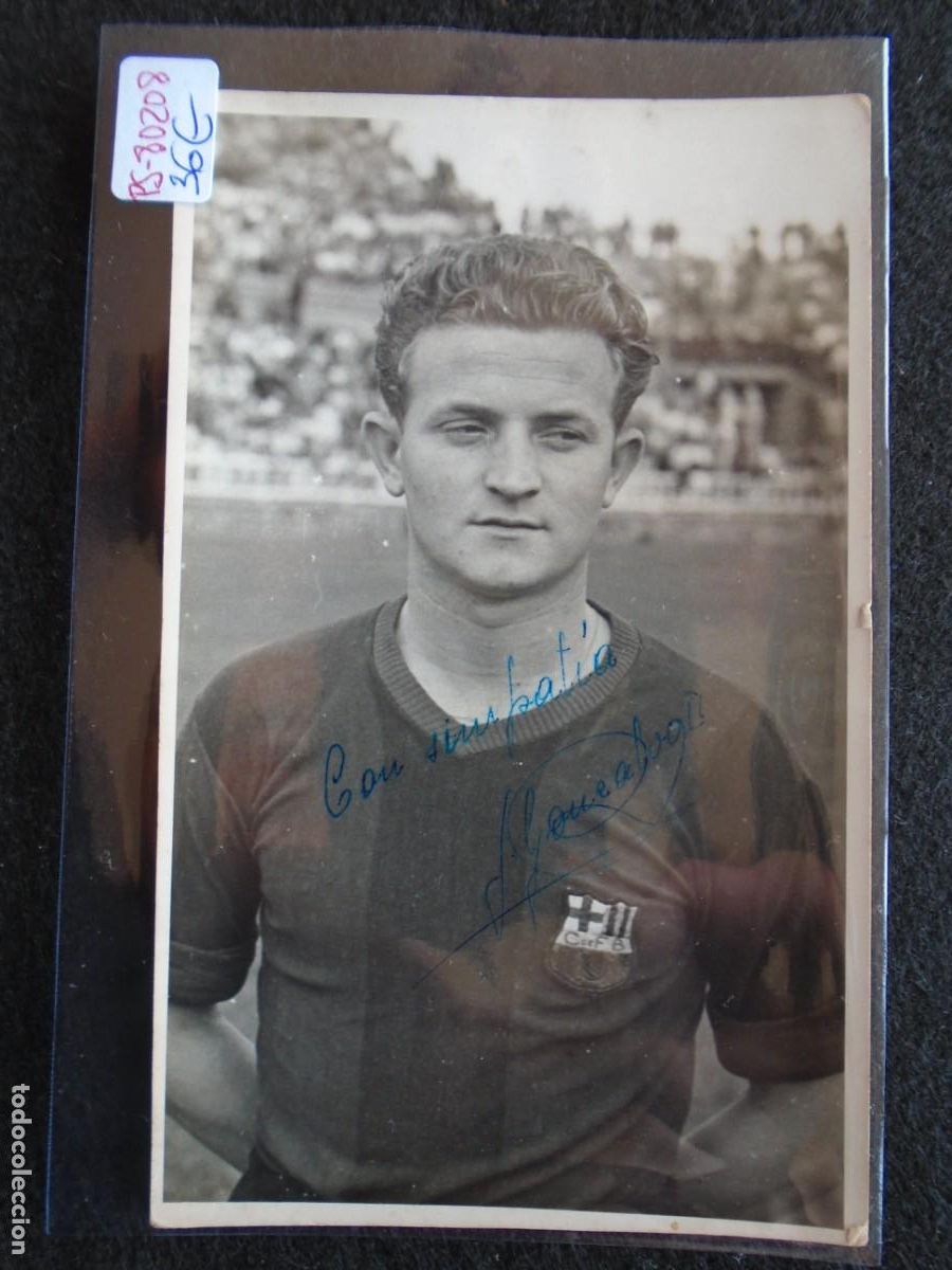 Coleccionismo deportivo: (PS-80208)POSTAL FOTOGRAFICA DEDICADA DE GONZALBO II C.F.BARCELONA A&Ntilde;OS 40-50