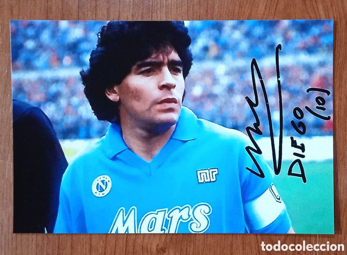 Coleccionismo deportivo: DIEGO MARADONA NAPOLES AUTOGRAFO FOTO FIRMADA 10 x 15 FIRMA ORIGINAL, IMPRESI&Oacute;N
