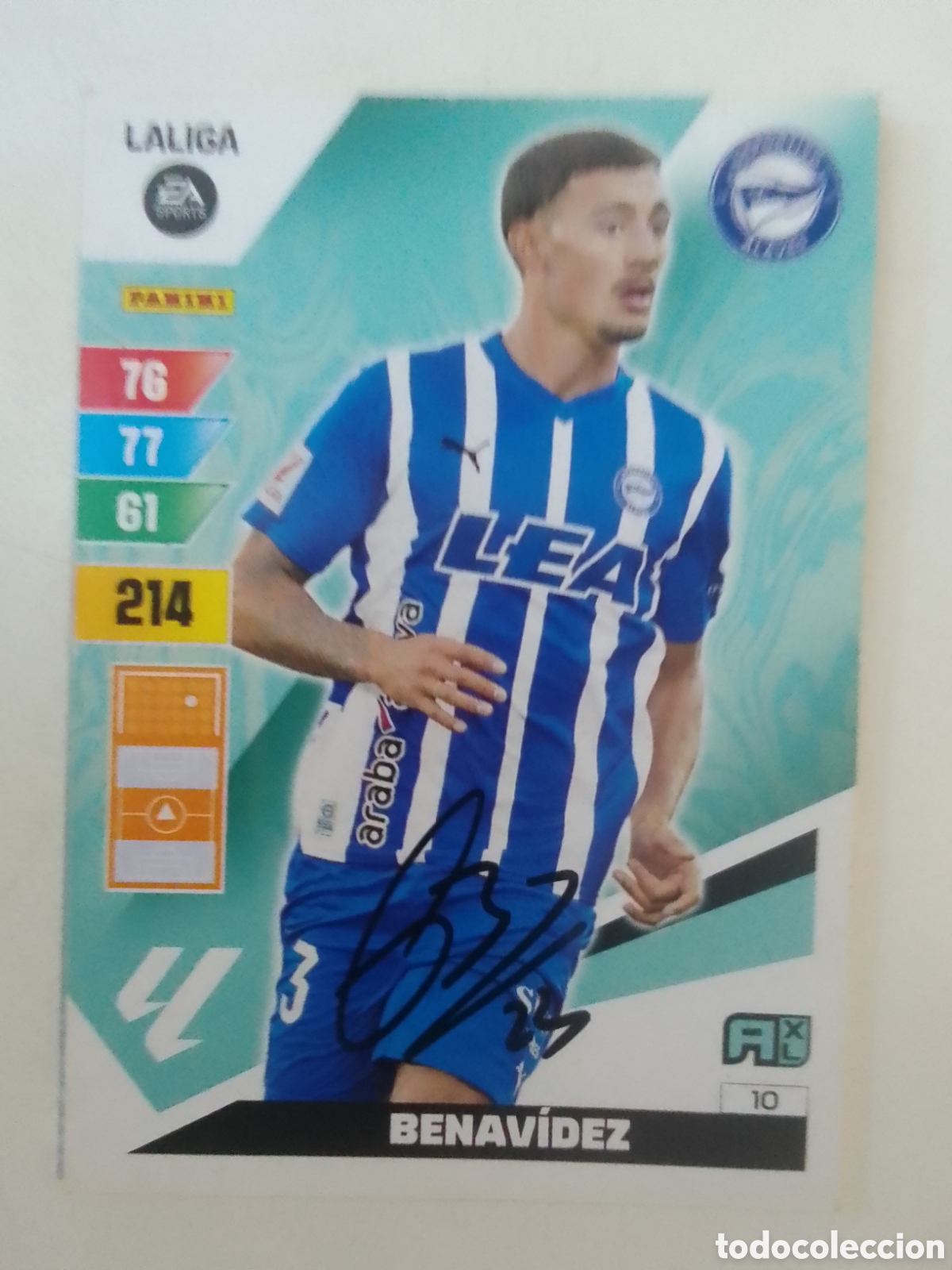 Coleccionismo deportivo: Cromo autografiado Benav&iacute;dez &bull; Alav&eacute;s.